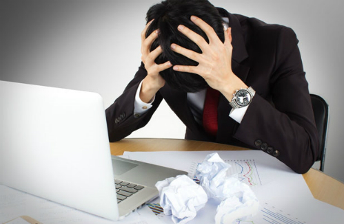 Khởi nghiệp thất bại, trở lại làm thuê